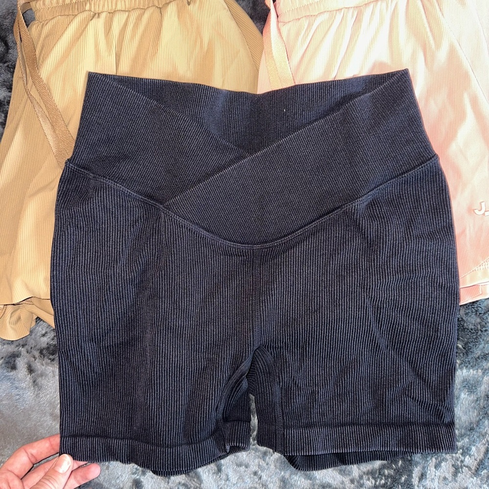 JoyLab Black Bike Shorts Comfortable Versatile